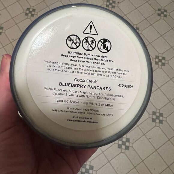 Goose Creekk SOLD OUT 3 Wick Candle Blueberry Pancakes 14.5 Oz - Picture 7 of 7